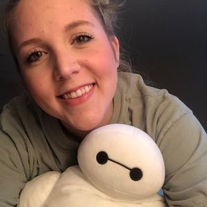 Meet your Posher, Kayla